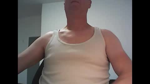active147 online show from May 1, 10:47 pm
