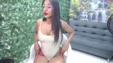ada_jhonson online show from September 5, 5:56 am