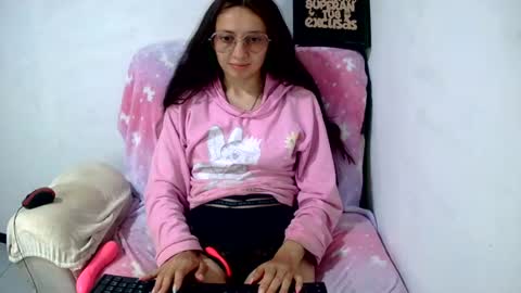 Ada naugthy1 online show from August 7, 2:33 am