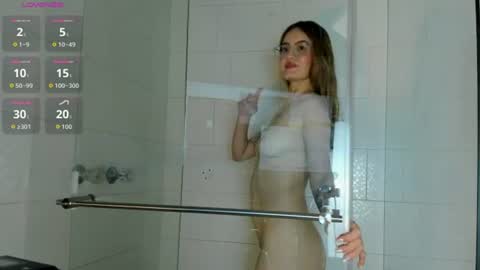 ada_turner online show from August 8, 1:55 pm