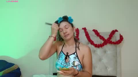adairamars online show from August 10, 12:28 pm