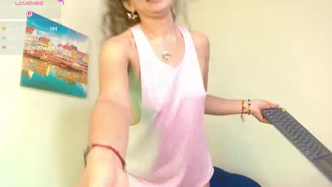adairamars online show from August 15, 4:44 pm