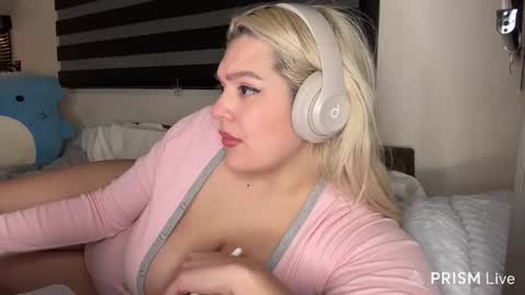 Adaline Star  Busty Beauty online show from February 22, 2:43 am