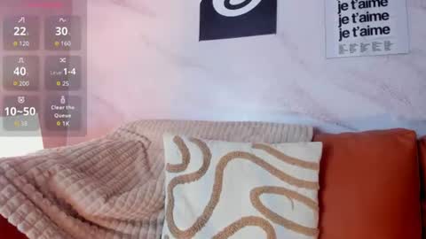 Adalyn Cute online show from August 12, 11:45 am