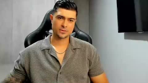 adam clarke online show from July 28, 5:57 am