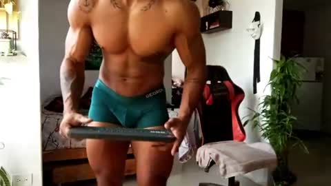 Adam Valencia online show from July 30, 1:51 pm