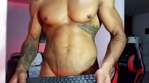 Adam Valencia online show from August 3, 6:20 am