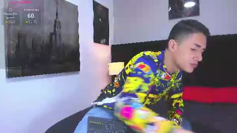 adam_walker_1 online show from August 14, 3:48 pm