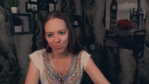 adamais_ online show from August 15, 8:07 am
