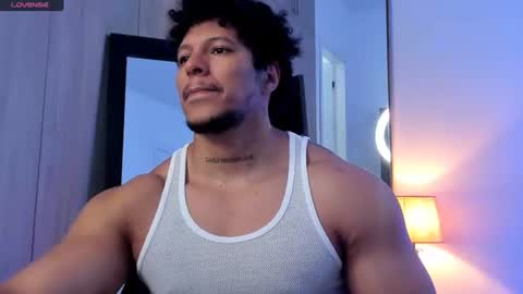 adambrocs1 online show from August 2, 5:42 pm