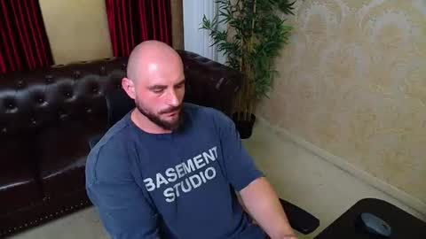 AdamJameson online show from August 9, 5:52 am