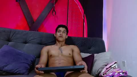 Adan online show from August 7, 12:38 pm