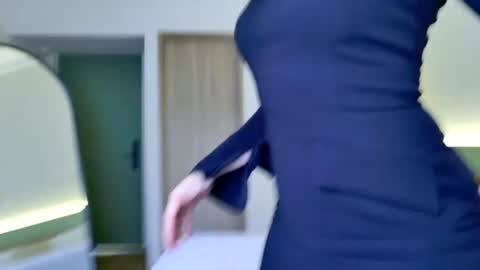 adarussell online show from July 17, 4:07 pm