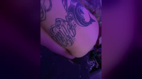Addi ashtray online show from July 19, 3:25 pm