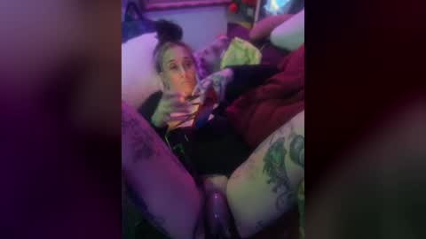 Addi ashtray online show from July 26, 1:05 pm