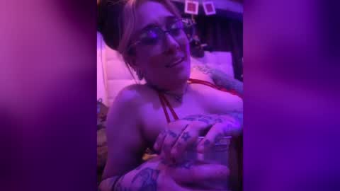 Addi ashtray online show from August 15, 11:58 am
