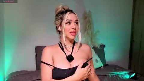 A D D I S O N  online show from June 23, 12:00 am