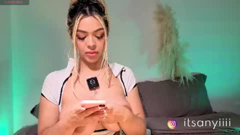 A D D I S O N  online show from July 11, 4:07 am