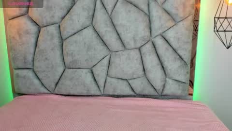 addy__02 online show from August 4, 8:28 pm