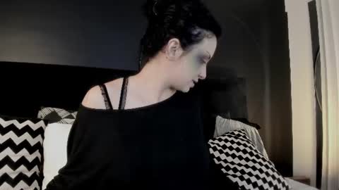 Ade online show from August 8, 5:57 pm