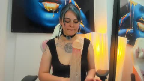 ADELAIN online show from August 7, 3:34 pm