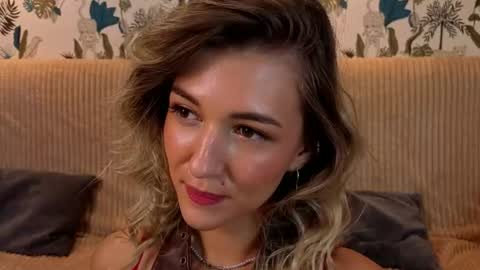 Adela online show from August 14, 9:57 am