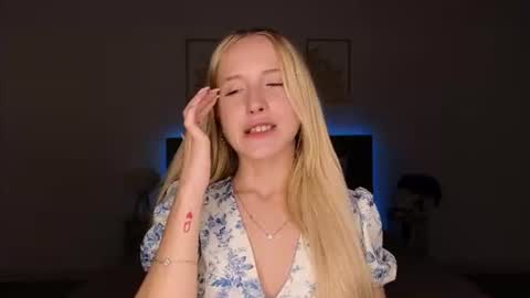 adele_armas online show from August 1, 1:44 am