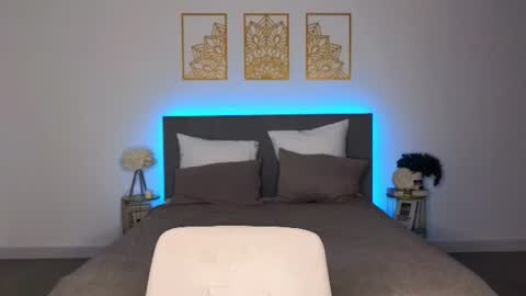 adele_armas online show from August 13, 9:18 pm