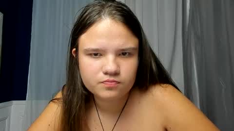 adelecruzz online show from August 15, 12:09 pm