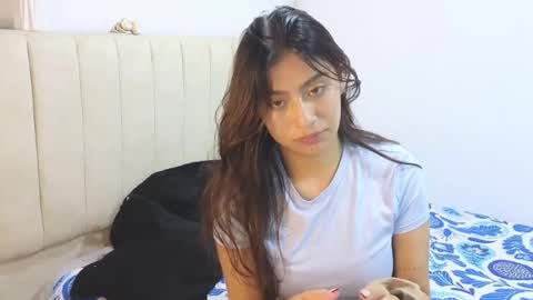 adellein foxx online show from July 14, 4:17 am