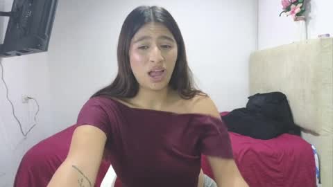 adellein foxx online show from July 22, 11:51 pm
