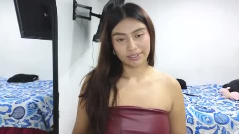 adellein foxx online show from July 27, 3:01 am