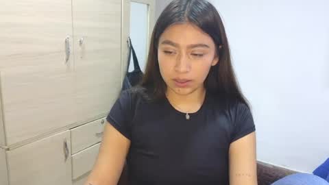 adellein foxx online show from August 31, 2:34 am
