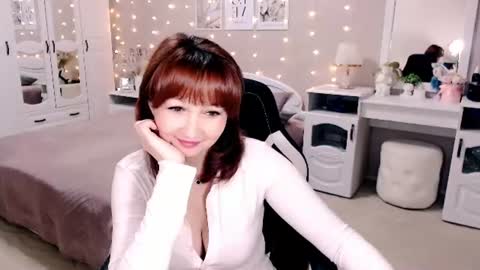 AdeleMoran online show from August 3, 6:04 pm