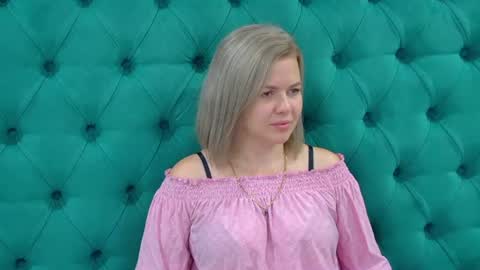 AdeleRavelle online show from August 13, 8:28 am