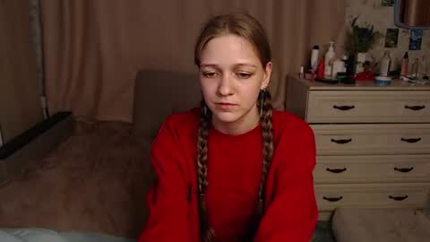 adelin_maxwell online show from June 17, 10:20 pm