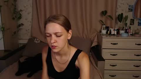 adelin_maxwell online show from August 1, 6:03 pm