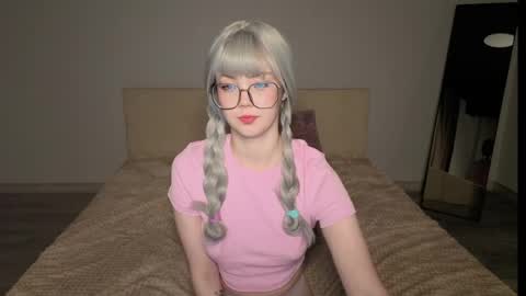 adelina__flower online show from May 21, 7:54 am