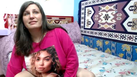 adelinemilf online show from July 26, 12:54 pm
