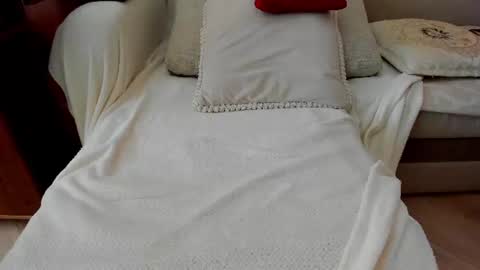 Amy online show from August 4, 1:52 pm