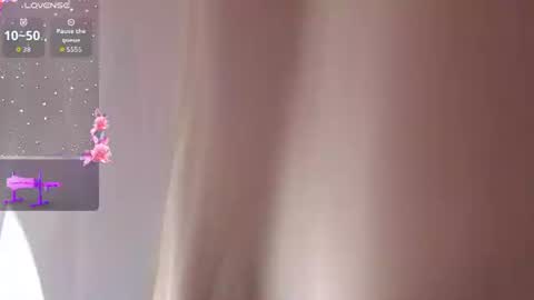 adelineriley online show from August 4, 3:31 pm