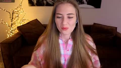 adelyna_bird online show from August 14, 7:12 am