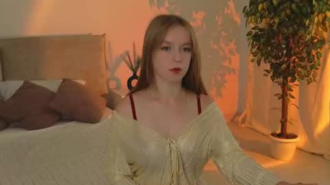 Selestia online show from August 9, 1:12 pm