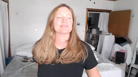 adorable22 online show from August 1, 9:21 pm