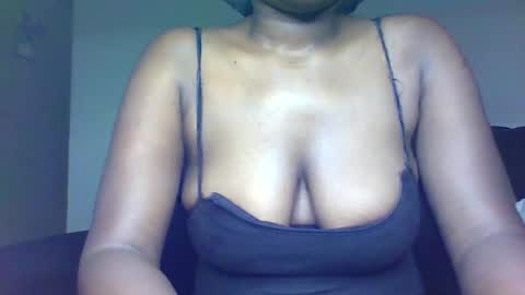 adore_booty online show from July 8, 7:12 am