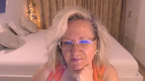 Cryna online show from July 29, 5:20 pm