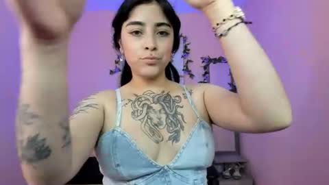 Adri  online show from August 11, 5:04 pm
