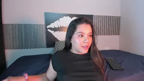 adri online show from August 1, 5:57 am