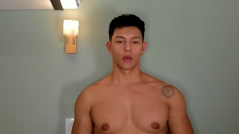 Adrian del Mar online show from August 9, 9:16 pm