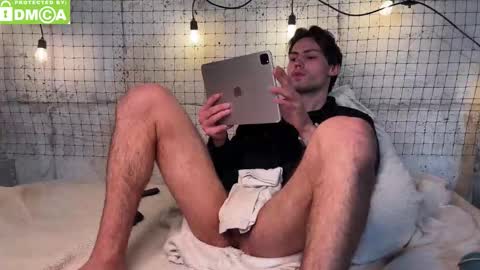 Adrian online show from March 14, 5:03 am
